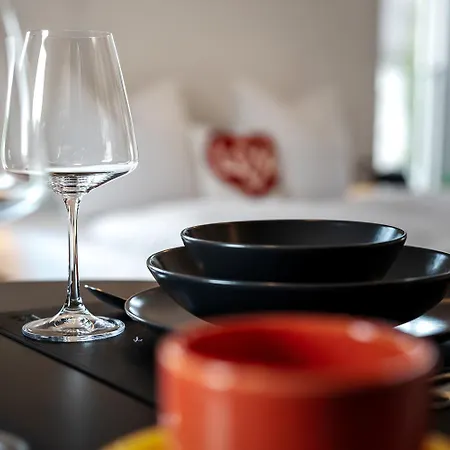 03 - Einzimmerapartment Klimatisiert *